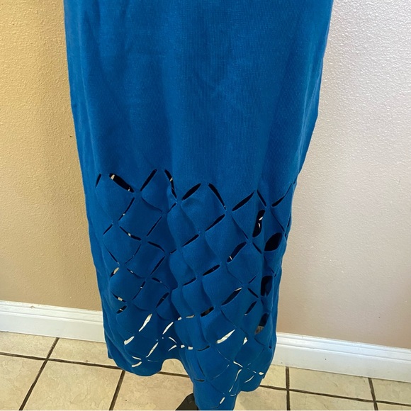 NWOT Lulus Immensely Poised Blue Sleeveless Laser Cut Sweater Midi Dress - Picture 11 of 11